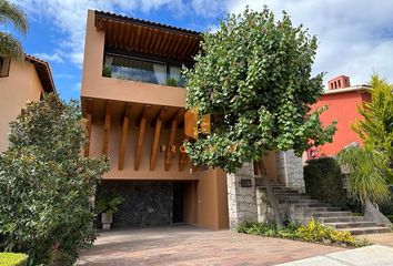 Casa en fraccionamiento en  Campo De Golf Altozano, Avenida Montaña Monarca, Morelia, Michoacán, México