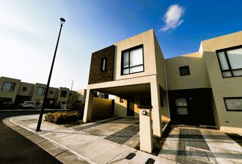 Casa en condominio en  Circuito Zire, Querétaro, México