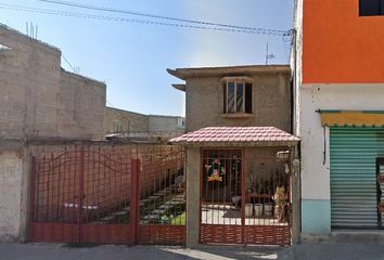 Casa en  Calle Volcán Chinchonal 106-200, San Cayetano El Bordo, Pachuca De Soto, Hidalgo, 42084, Mex