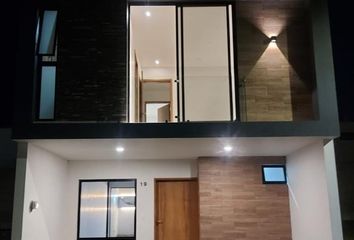 Casa en fraccionamiento en  45134, Zapopan, Jalisco, Mex