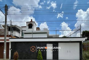 Casa en  Lomas De Santa Maria, Morelia, Michoacán, México