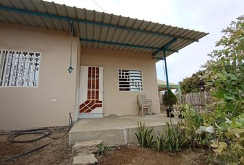 Casa en  Frigorífico De Carnes El Prado, Eloy Alfaro, Ecuador