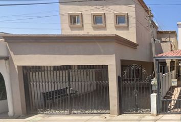 Casa en  Avenida Valle De Juárez, Villa Bonita, Mexicali, Baja California, México