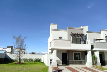 Casa en  Ampliación Santa María Tulpetlac, Ecatepec De Morelos