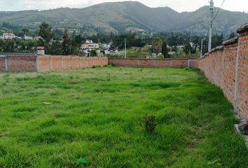 Terreno Comercial en  De Las Limas 126, Quito 170184, Ecuador