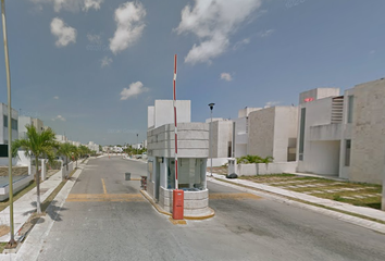 Casa en fraccionamiento en  Calle Bahia, Cancún, Quintana Roo, México