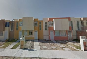 Casa en  Paseo Diligencia & Paseo De Las Carretas, Villa De Celaya, 38080 Celaya, Guanajuato, México