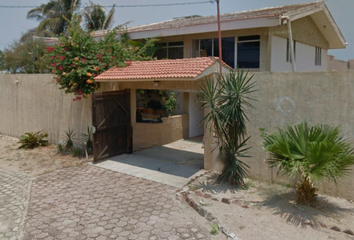 Casa en  Av 18 De Marzo 700, Puerto Mexico, Coatzacoalcos, Veracruz, México