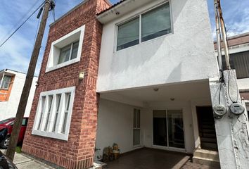 Casa en fraccionamiento en  Los Cedros, San Francisco Coaxusco, Estado De México, México