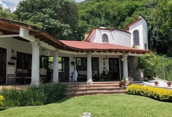 Condominio horizontal en  Club De Golf Hacienda San Gaspar, Ave. Emiliano Zapata, Jiutepec, Morelos, México