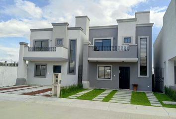 Casa en  Vista Del Valle, Naucalpan De Juárez