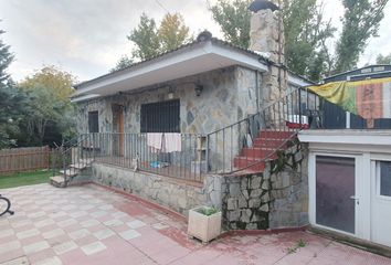 Chalet en  Calle Mayor Baja, 2, Ribatejada, España