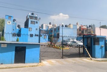 Casa en fraccionamiento en  Paseo San Carlos, Ciudad Nicolás Romero, Estado De México, México