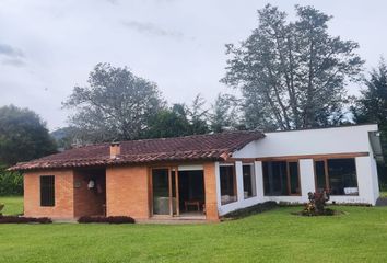 Villa-Quinta en  La Ceja, Antioquia