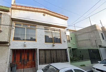 Casa en  Volcán Sta. María, Ampliación La Providencia, Ciudad De México, Cdmx, México