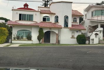 Casa en  Circuito Del Hombre, Fraccionamiento Lomas De Cocoyoc, Morelos, México