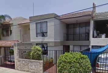 Casa en  Calle Urbano San Roman, El Dean, Guadalajara, Jalisco, México