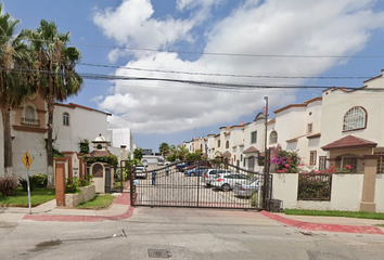 Casa en  Priv. Del Sauce, Jardines De Agua Caliente, Sin Asignación En Nombre De Asentamiento, Tijuana, Baja California, México