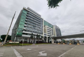 Oficina en  Sky Building, Avenida De Las Américas, Guayaquil, Ecuador