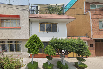 Casa en  Froylán C. Manjarrez, Constitución De 1917, Ciudad De México, Cdmx, México