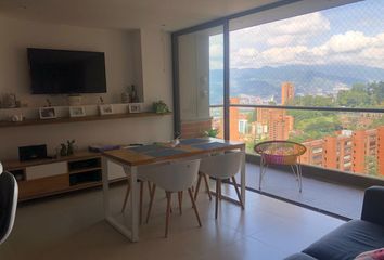 Apartamento en  Poblado, Medellín