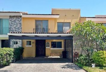 Casa en condominio en  Calle Eca Do Queiros, Callejón Del Parque, Zapopan, Jalisco, 45117, Mex