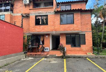 Casa en  Calle 34 #86-30, Barrios Unidos, Cali, Valle Del Cauca, Colombia