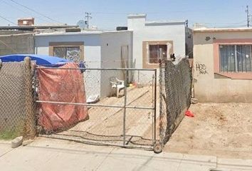 Casa en  Los Encinos, Mexicali