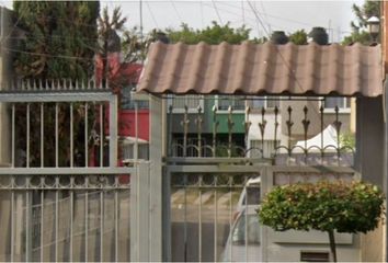 Casa en condominio en  Avenida Jaime Torres Bodet, El Sauz, Guadalajara, Jalisco, México