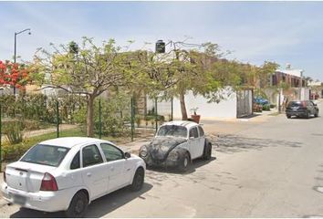 Casa en condominio en  Calle San Gabriel, Parques Del Palmar, San Pedro Tlaquepaque, Jalisco, México