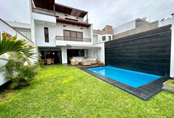 Casa en  Urb Las Brisas De Villa, Chorrillos, Perú