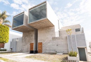 Casa en fraccionamiento en  Parque Venetto, Vía Veneto, Lomas De Angelópolis, San Bernardino Tlaxcalancingo, Puebla, México