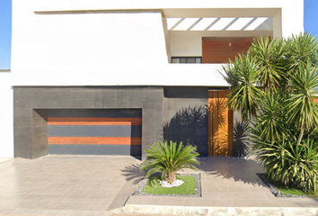 Casa en  Avenida Mariano Matamoros Poniente, Constitucion, Navojoa, Sonora, México