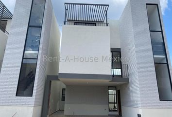 Casa en fraccionamiento en  Calle Cianita, Turquesa, El Marqués, Querétaro, 76269, Mex