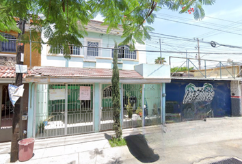 Casa en  San Martín De Las Flores De Arriba, Tlaquepaque