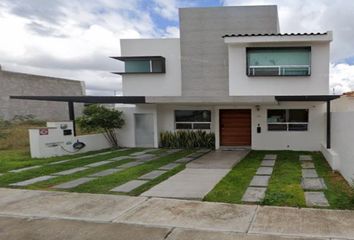 Casa en  Lago Yuriria 112, Cumbres Del Lago, 76230 Juriquilla, Qro., México