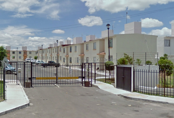 Casa en  Cordillera De Los Andes, Colinas Del Poniente, Colinas De Santa Cruz Segunda Sección, Querétaro, México