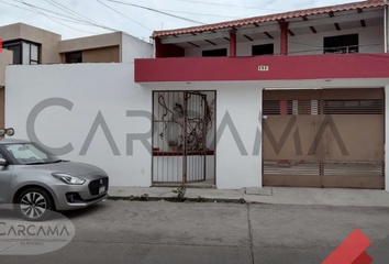 Casa en  Domingo Del Castillo 141, Ilustres Novohispanos, 58226 Morelia, Mich., México