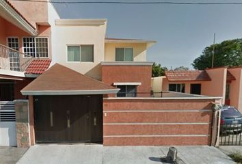 Casa en  Paseo De Los Sauces 241, Floresta, Veracruz, México