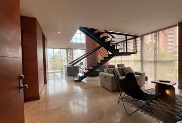 Apartamento en Poblado, Medellín