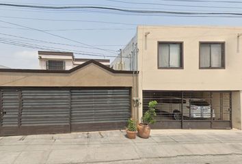 Casa en  Calle 8, Residencial Las Puentes, Monterrey, Nuevo León, México