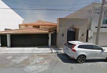 Casa en  Tuxtepec, Lomas Del Valle, San Pedro Garza García, Nuevo León, México