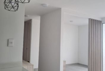 Apartamento en  Ciudad Los Álamos, Cali