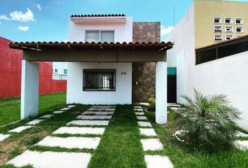 Casa en fraccionamiento en  Santiago Momoxpan, San Pedro Cholula