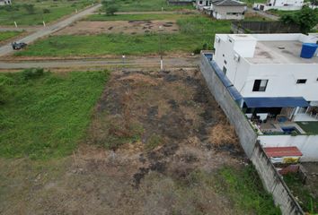 Terreno Comercial en  Urbanizacion La Gloria, Samborondón, Ecuador