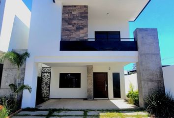 Casa en  Stanza Toscana, Calle Leivi, Stanza Toscana, Culiacán, Sinaloa, México