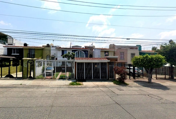 Casa en  Calle Eutimio Pinzón 529, Lomas De Independencia, Guadalajara, Jalisco, México