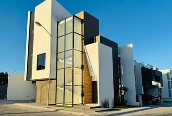 Casa en  Gema Residencial, Boulevard Ramón G. Bonfil, Pachuca De Soto, Estado De Hidalgo, México