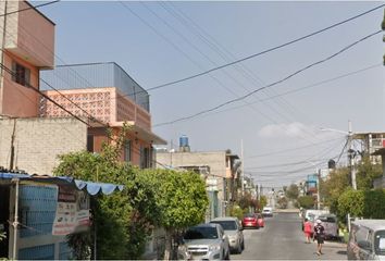 Casa en  Calle 22, Estado De Mexico, Ciudad Nezahualcóyotl, Estado De México, México