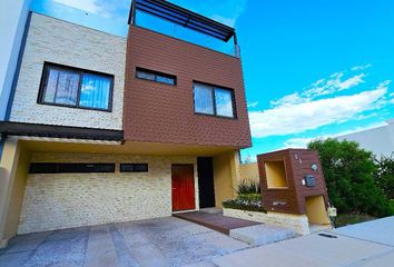 Casa en condominio en  Valle De Gres, Zibatá, Querétaro, México